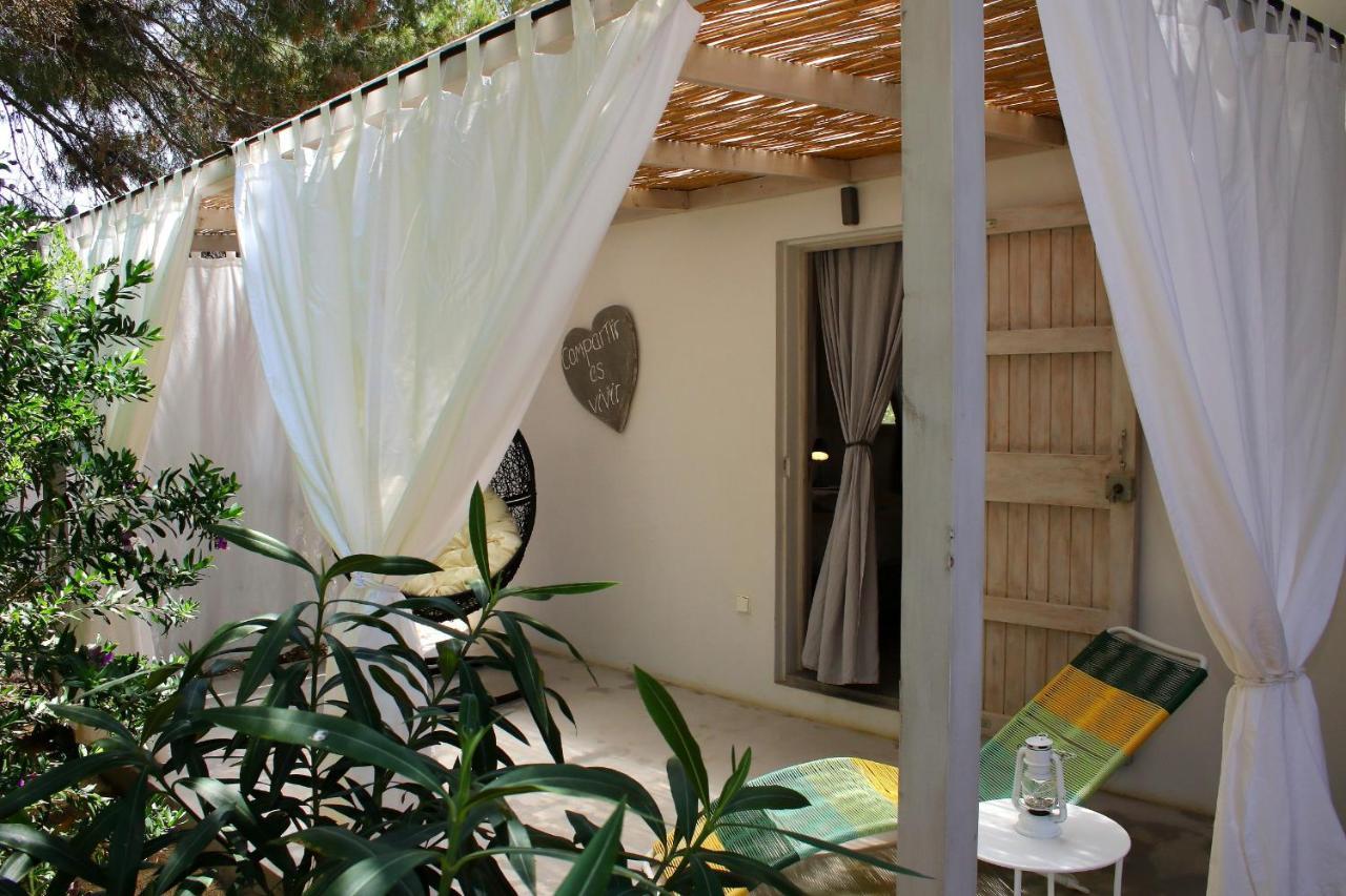 La Hacienda Aparthotel Sant Ferran de Ses Roques Bagian luar foto