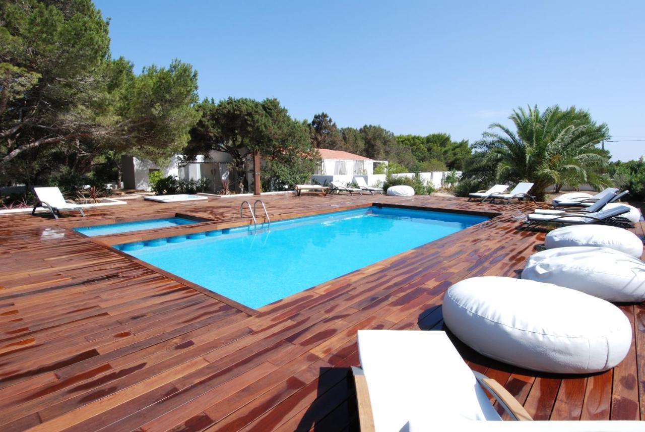 La Hacienda Aparthotel Sant Ferran de Ses Roques Bagian luar foto